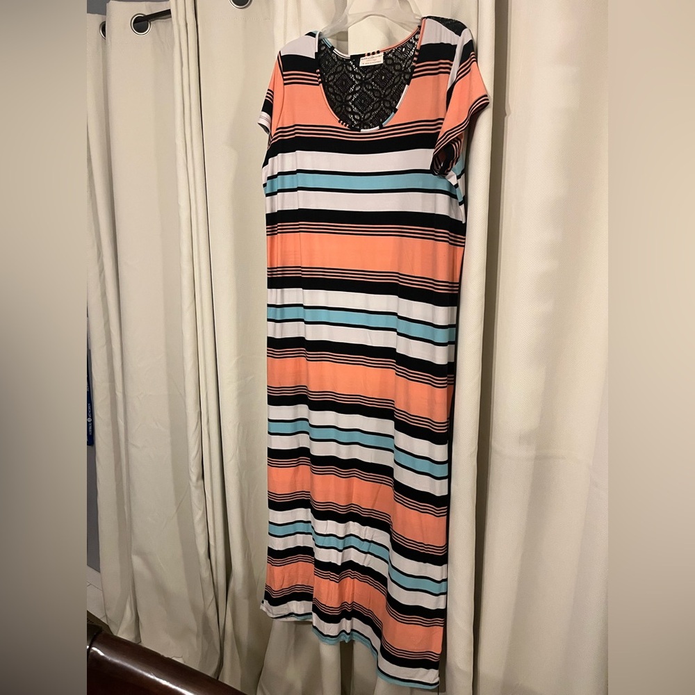 Women’s Bobbie Brooks Maxi Dress